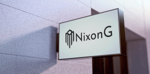 NixonG outdoor display